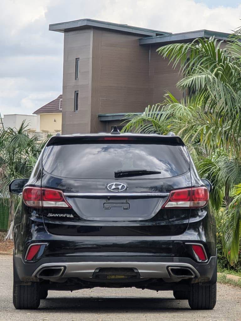 A picture of 2018 Hyundai Santa Fe