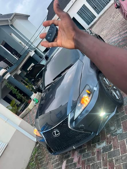 A picture of Lexus IS250 8 5M to owner 200k settlement