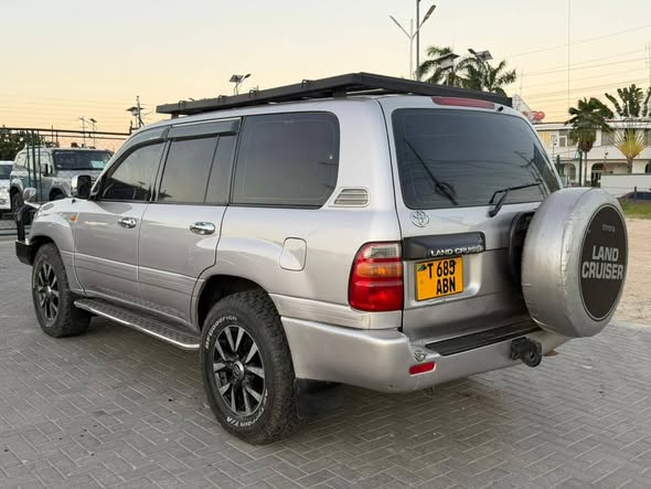 A picture of Land cruiser