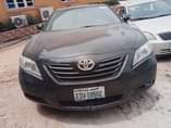 A picture of Fastest finger 2009 Toyota Camry 6 plugs with alloy wheels