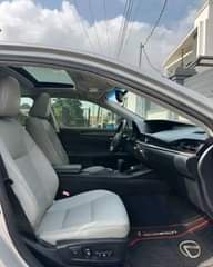 A picture of PREOWNED LEXUS ES350 2014 76k miles Sunroof Navigation System Thumbstart