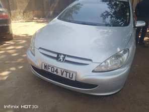 A picture of Distress 307 manual transmission drive Price 1 1m 07039409353