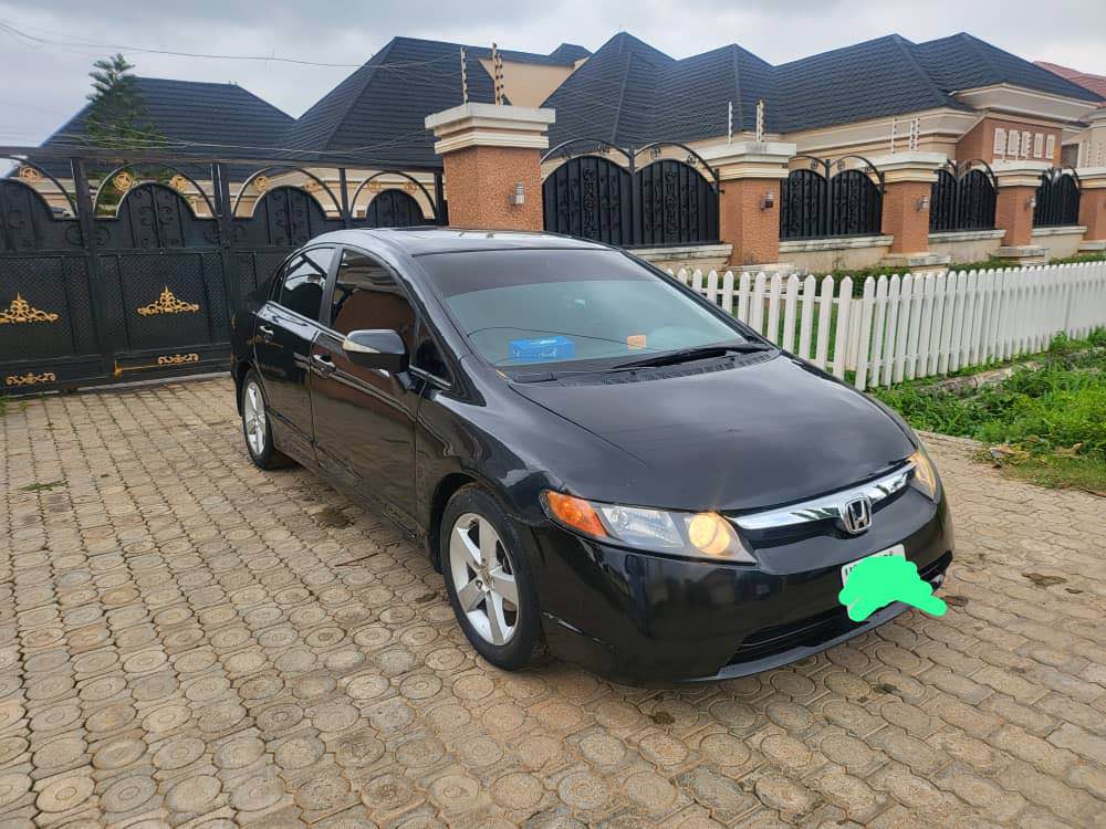 A picture of Honda Civic IRobot 07