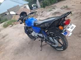 A picture of Bm 125 inauzwa Full document 0713419996 laki 900000