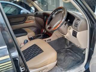 A picture of Toyota Land cruiser V8