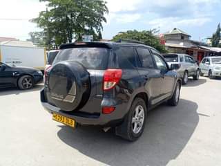 A picture of Rav 4 MISS TANZANIA Bei 14.5M Full documents Ac 0713020919
