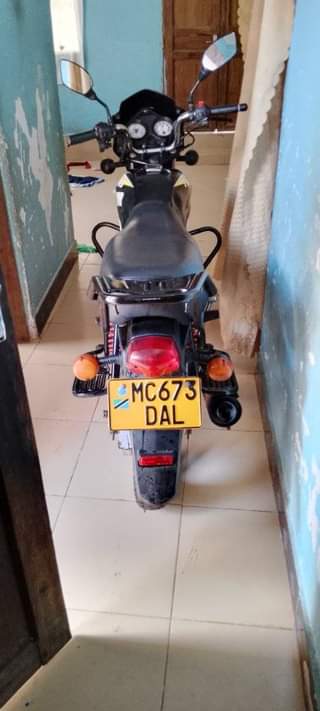 A picture of Tvs Hlx cc 150