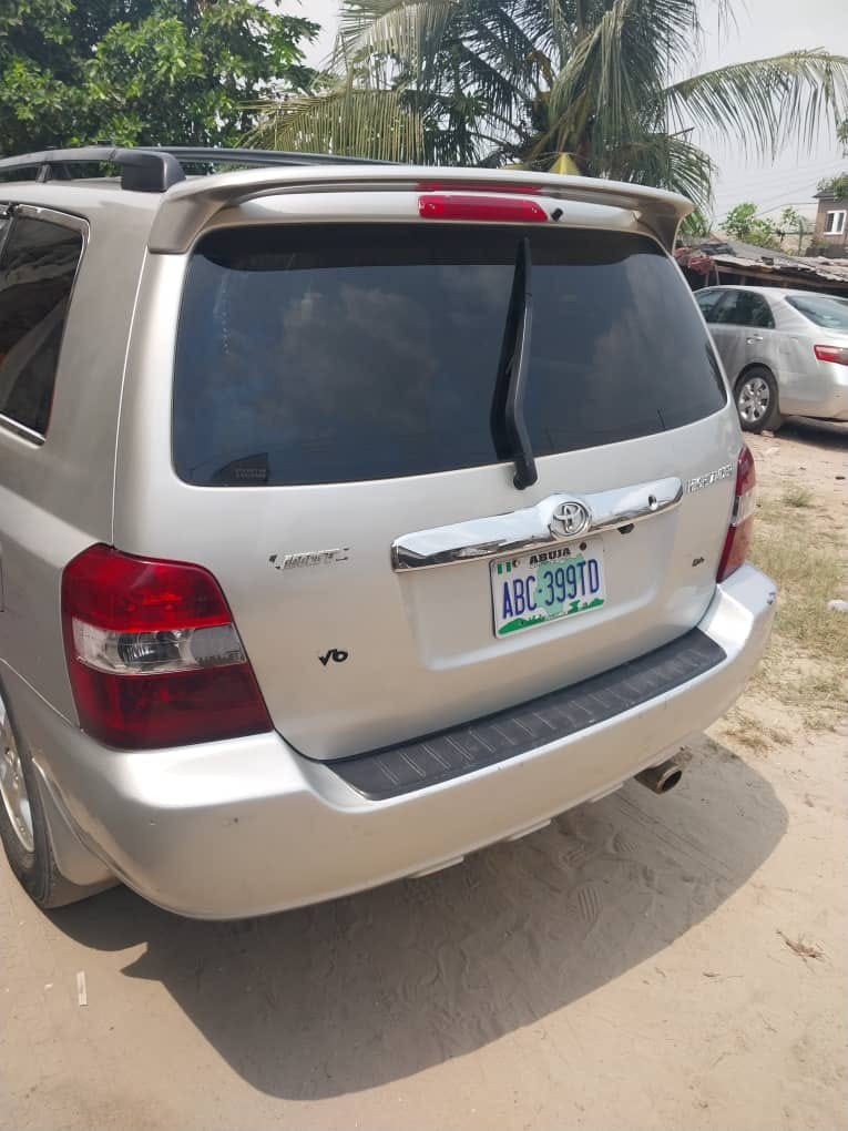 A picture of Toyota highlander