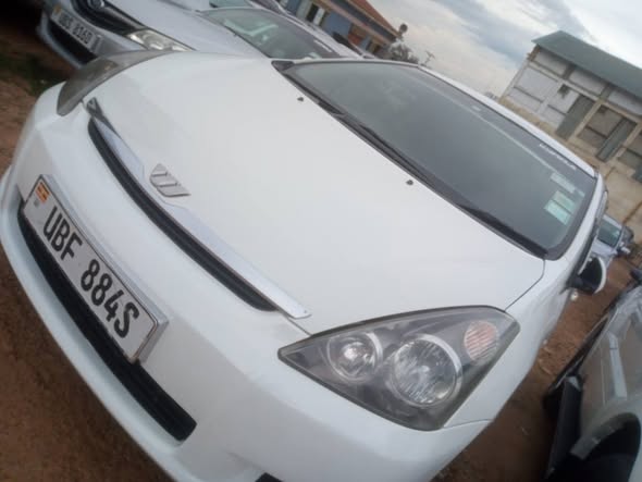 A picture of Toyota wish