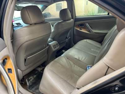 A picture of 2008 fullest option Toyota Camry