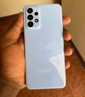 A picture of SAMSUNG A23