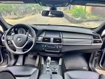 A picture of BMW X6 2011