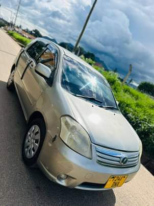 A picture of Toyota raum