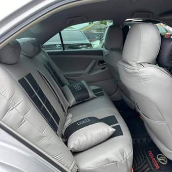 A picture of TOYOTA CAMRY 2008