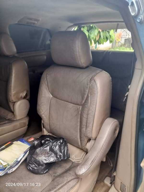 A picture of  NEATLY USED 2005 MODEL TOYOTA SIENNA Sweet interior Untampered