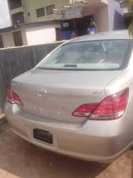 A picture of A Very neat 2007 toyota Avalon Limited for sale Super