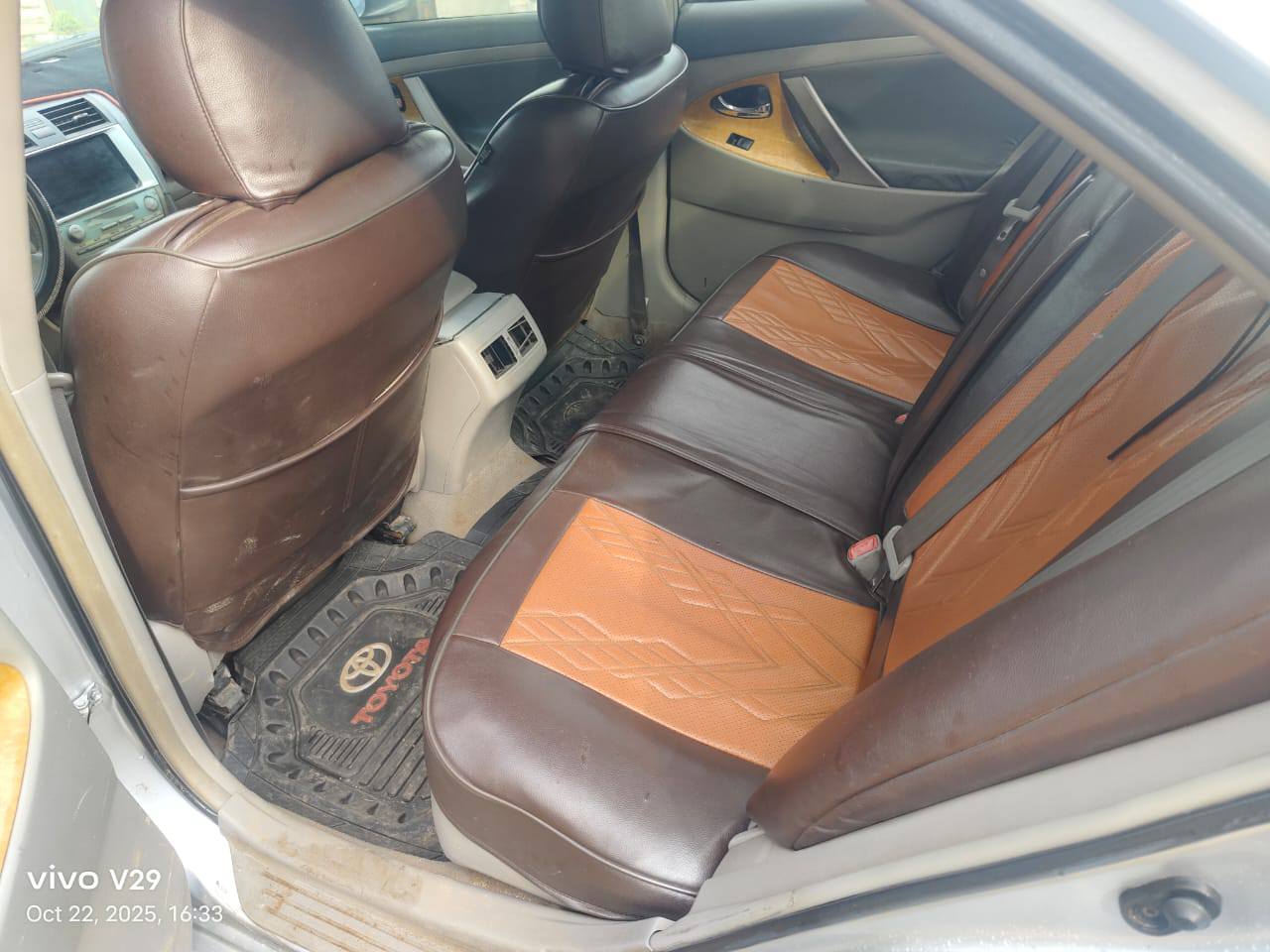 A picture of awoof Toyota Camry 2009 model for sale