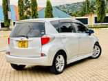 A picture of Toyota Ractis Newa