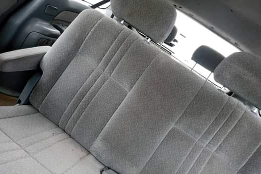 A picture of Barely used Tokunbo standard 2002 Toyota sienna Engine gear and