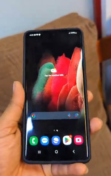 A picture of S21 ULTRA