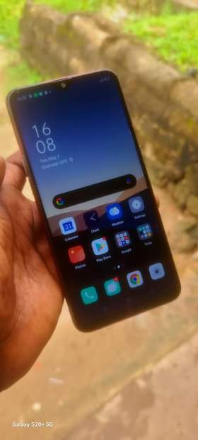 A picture of OPPO F9 HAINA KIPENGELE