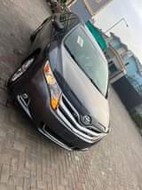 A picture of 1 month used Toyota Venza 2014 model full option