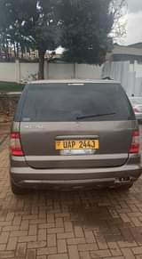 A picture of Mercedes Benz ML350 at 11 7m 0706260442