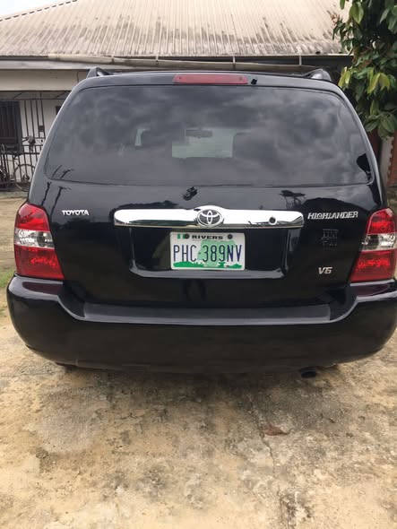 A picture of 2006 Toyota Highlander for sale 3 rows Belgium grade