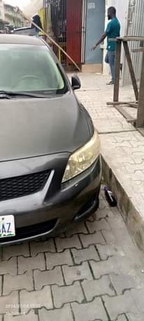 A picture of Corolla LE 2010