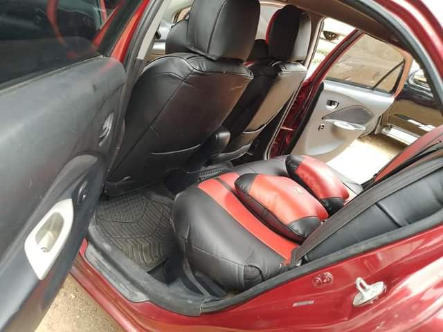 A picture of TOYOTA YARIS 08063194033