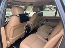 A picture of Manufacturer Land Rover Model Range Rover vogue autobiography Year 2023