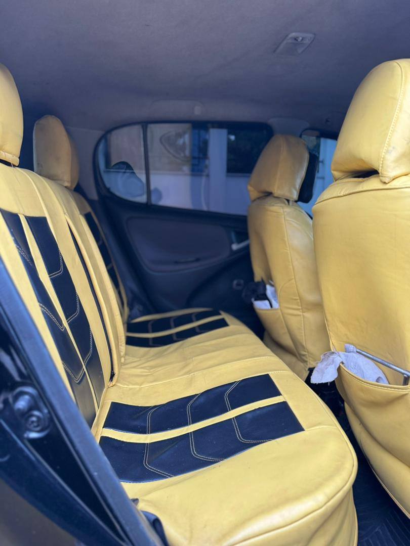 A picture of Toyota vits Cc990 Year 2003 Sports rims New tyres Android