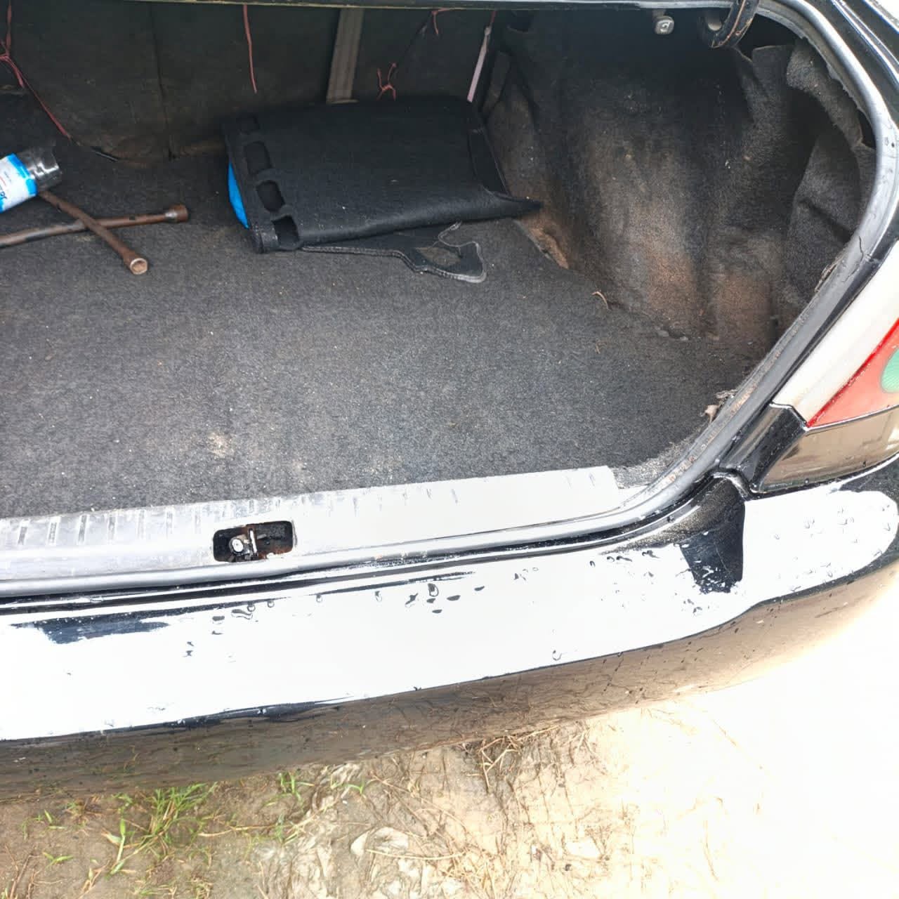 A picture of Awoof 2006 Toyota Corolla Price 4 5M net price Broker