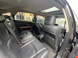 A picture of Neatly Used 2006 Lexus RX330 Full Option