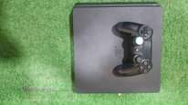 A picture of Ps4 slim