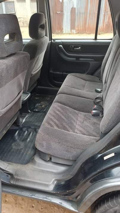 A picture of HONDA CRV WEY SHARP LOCATION IS ABA
