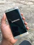 A picture of Samsung s6 plus