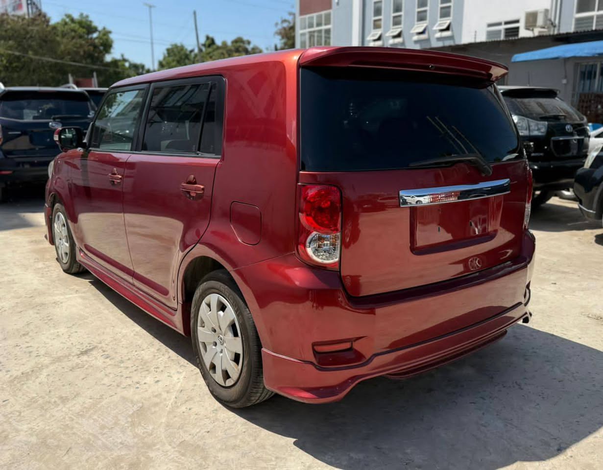 A picture of Toyota rumion