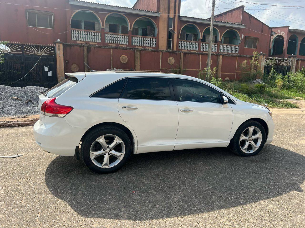 A picture of Toyota Venza 2011 Model