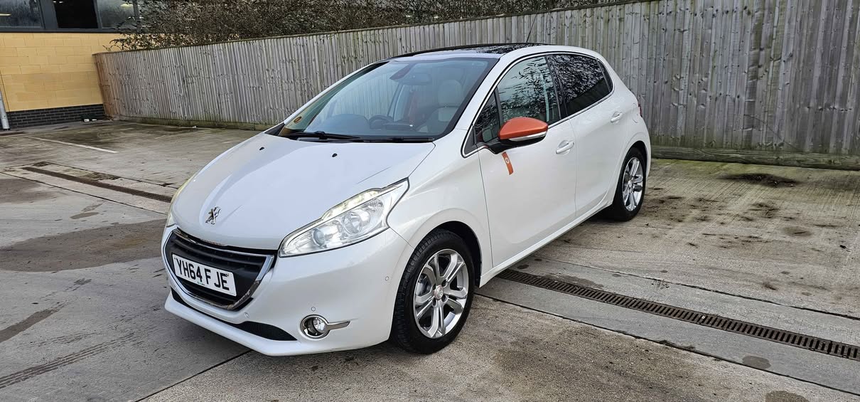peugeot 208