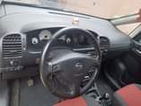 A picture of Opel zafira