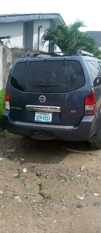 A picture of Nissa Pathfinder First Body Good Engine n Gear AC Works
