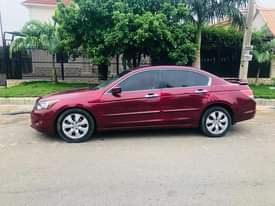 A picture of Honda Accord 09