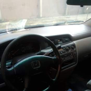 A picture of 2000 Honda Odyssey Clean title