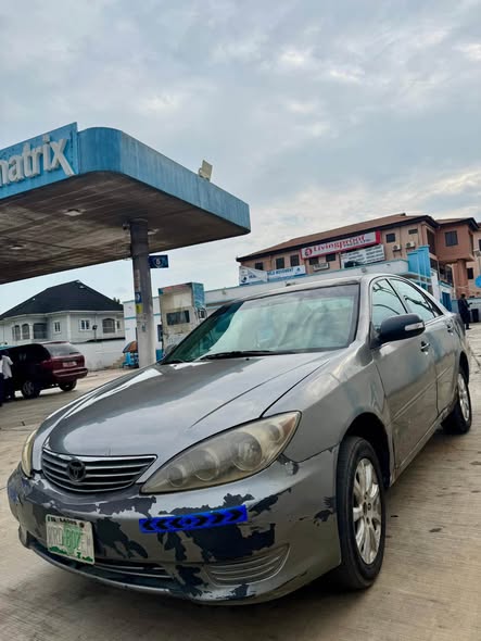 A picture of Toyota Camry 2006 model 07042702313
