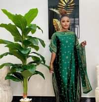 A picture of Silk abaya