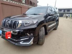 A picture of Gx470 converted to Toyota Prado 2022