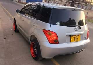A picture of TOYOTA IST NO DRT