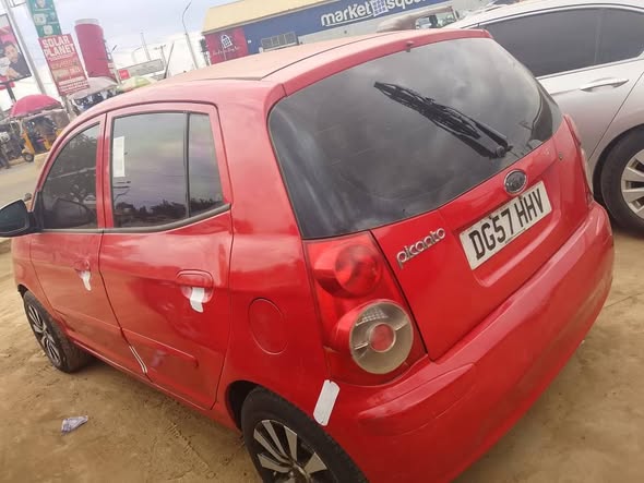 A picture of A DISTRESS DISTRESS FEW MONTHS USED FIRST BODY KIA PICANTO