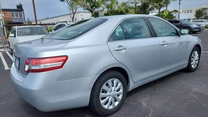 A picture of Toyota Camry 2010 09061825415